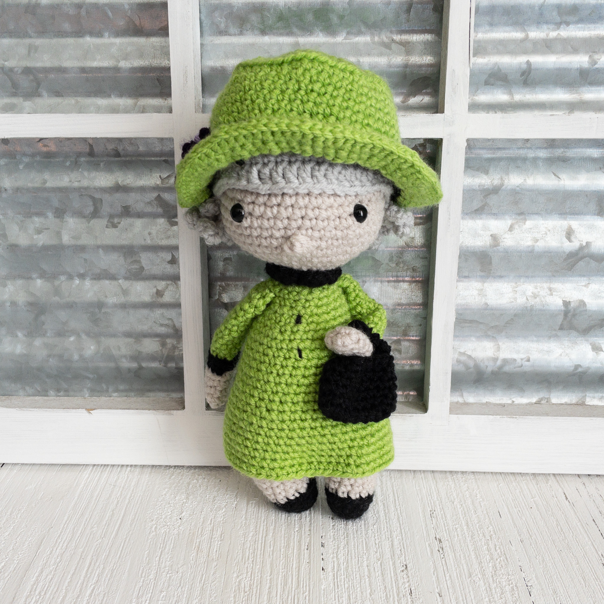 queen-brightgreen
