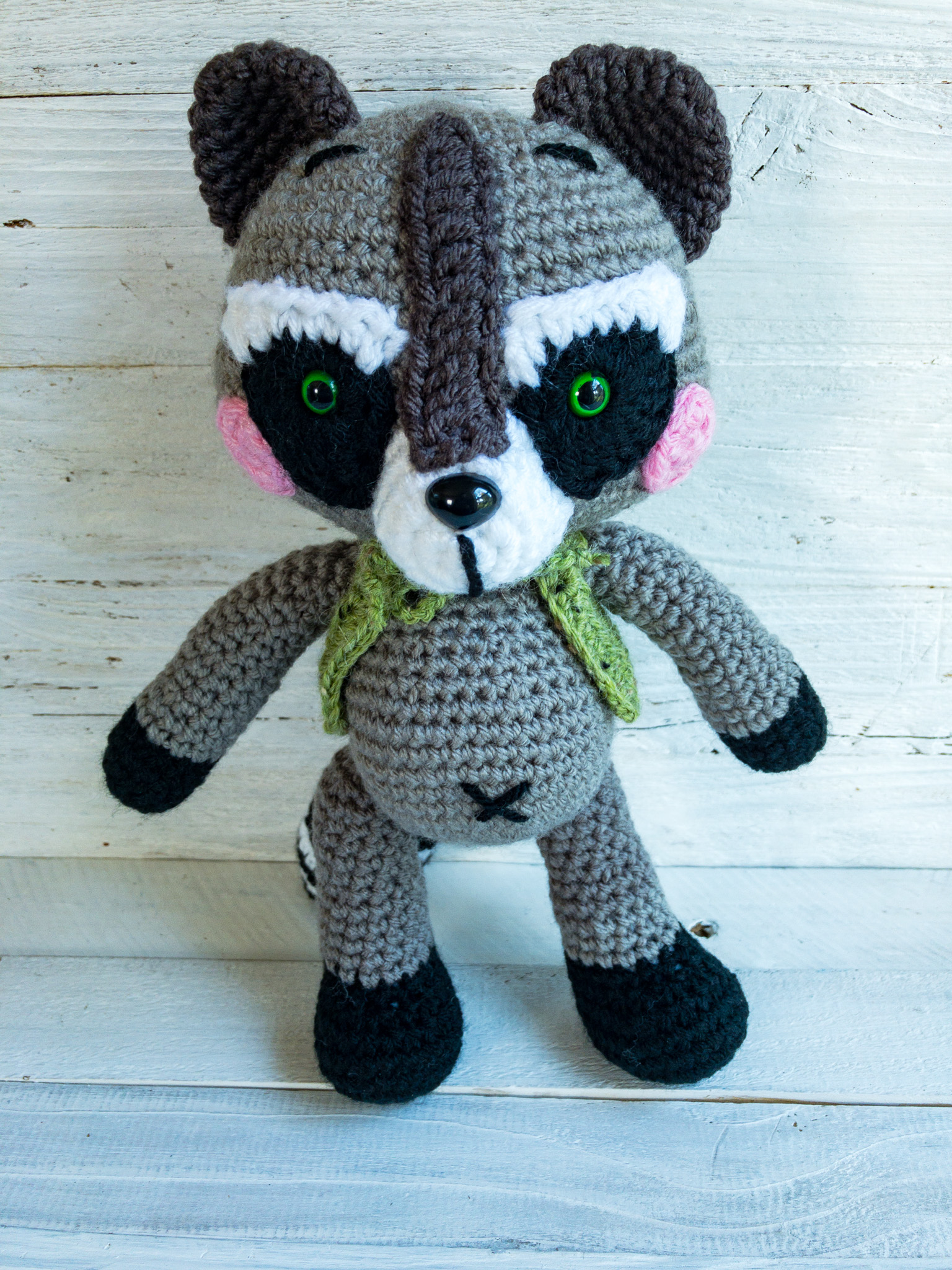 raccoon-green-1