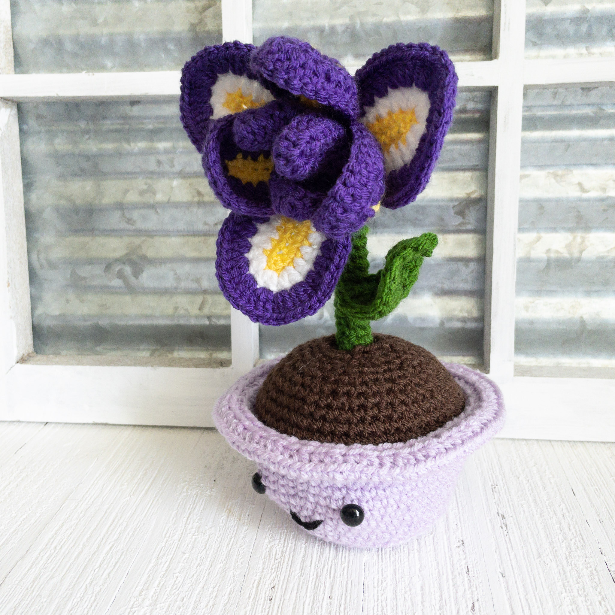 flowerpen-iris-purple-04